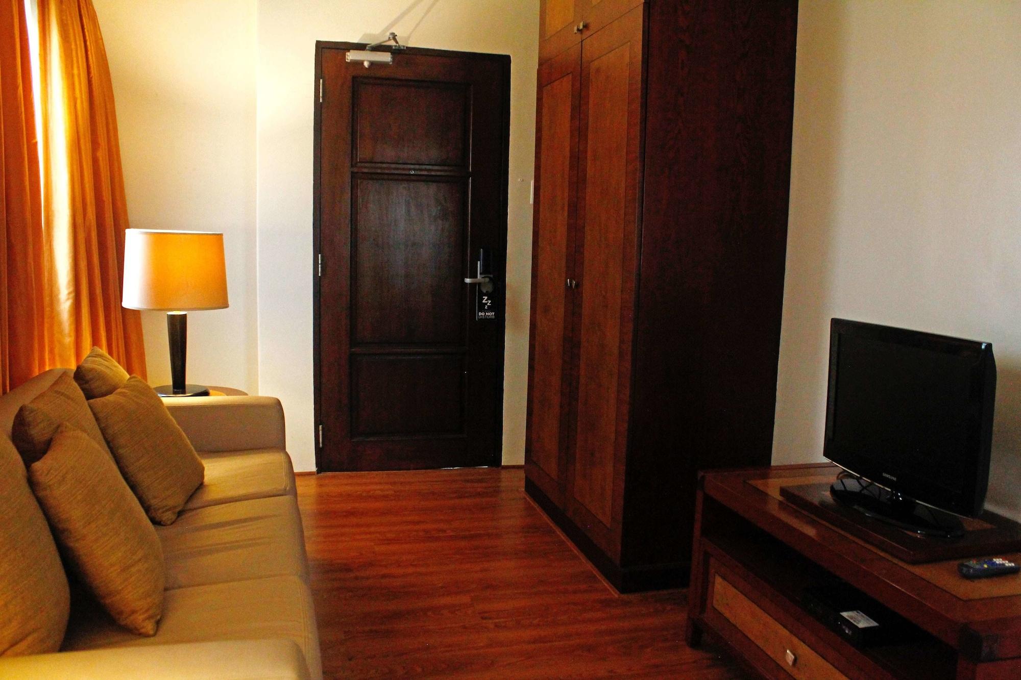 Citi Park Hotel Cebu Powered By Cocotel Exterior foto