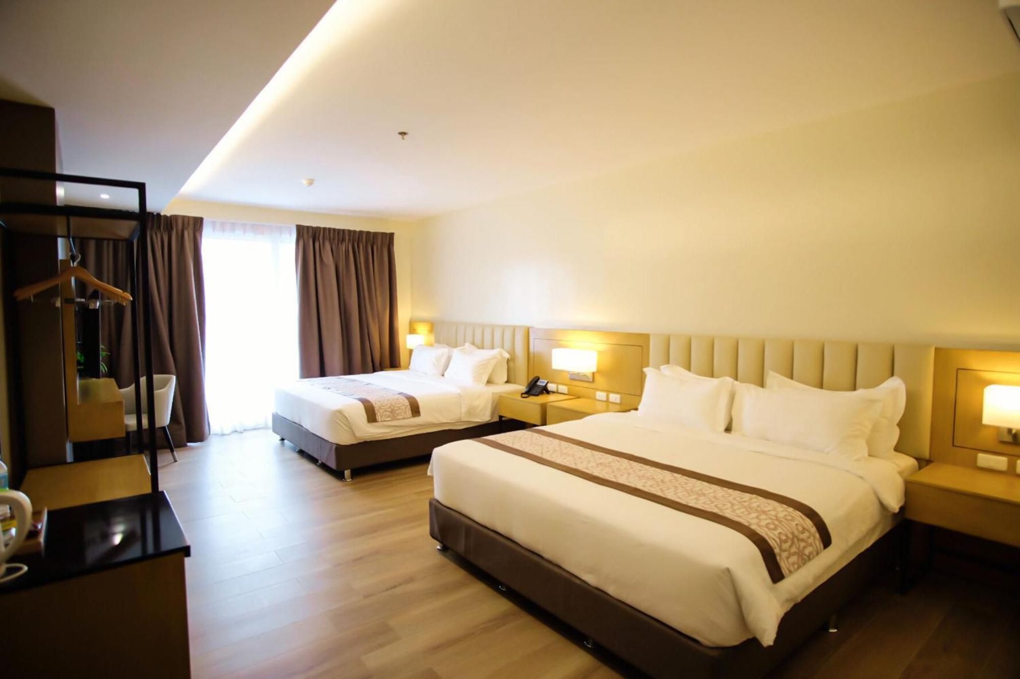 Citi Park Hotel Cebu Powered By Cocotel Exterior foto