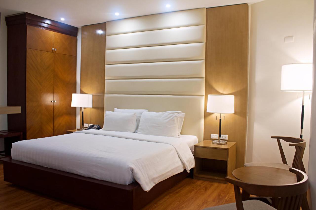 Citi Park Hotel Cebu Powered By Cocotel Exterior foto
